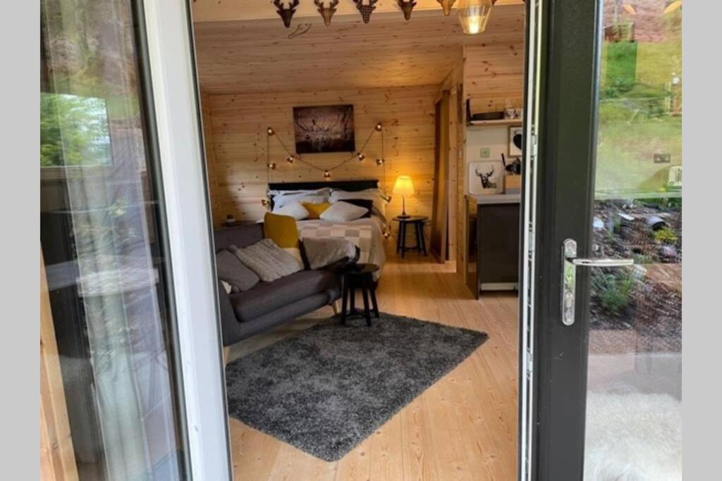 Coorie Doon Cabin! Great Scottish Welcome Форт Аугустус Экстерьер фото