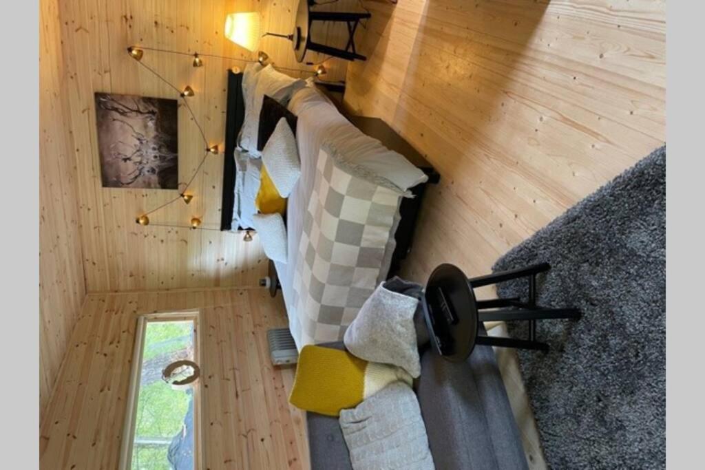 Coorie Doon Cabin! Great Scottish Welcome Форт Аугустус Экстерьер фото